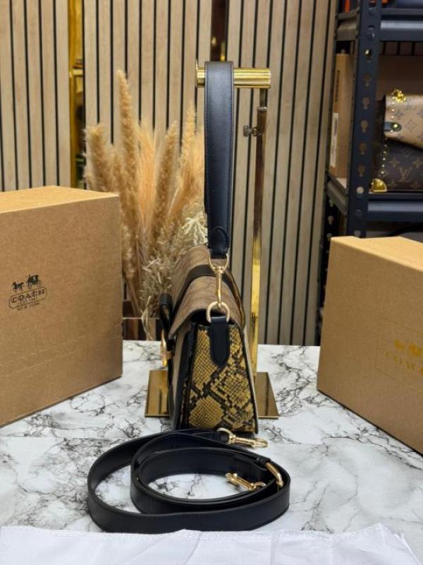 Coac Giorgie Shoulder Bag With Double Box And Dust Ba ricot Black