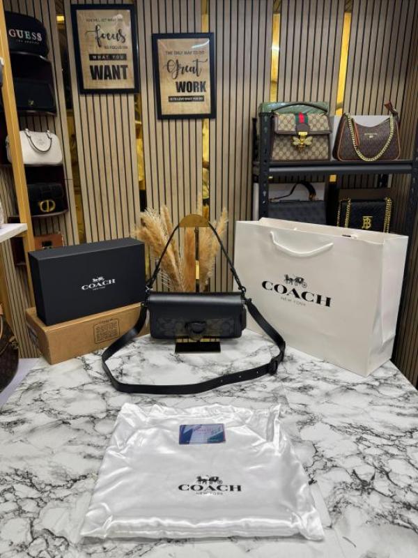 Coac Tabby Chain Clutch In Snake-embossed C Logo Shoulder Bag With Double Og Box And Dust Bag Includes Carry Bag (Black)