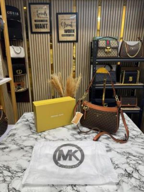 Michael Kor Jet Set Logo Shoulder Bag With Box And Dust Bag (Brown H02038)
