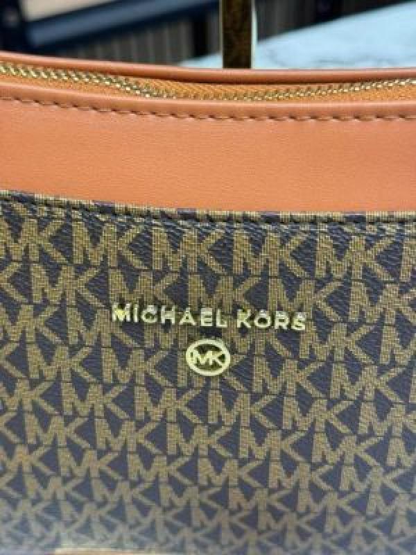 Michael Kor Jet Set Logo Shoulder Bag With Box And Dust Bag (Brown H02038)