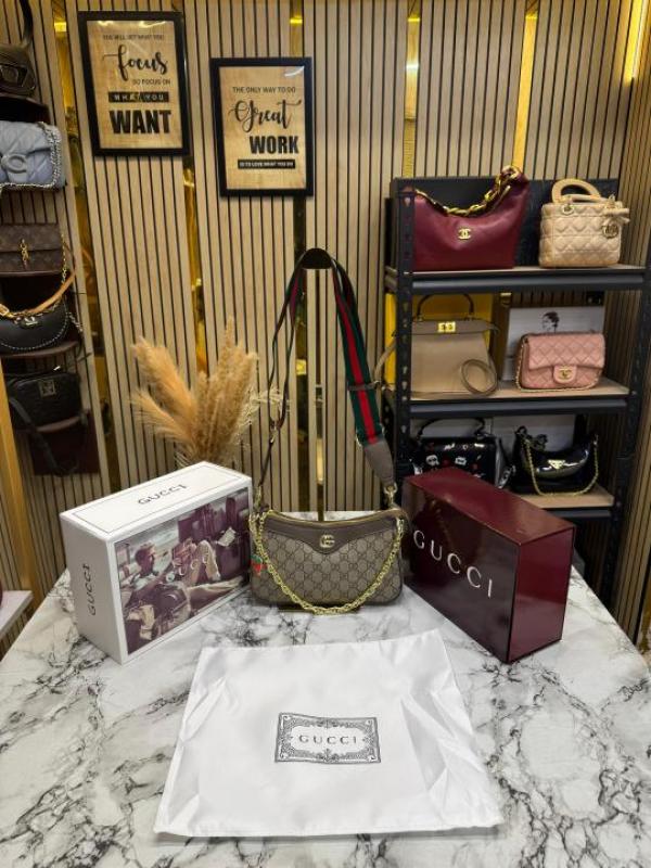 Gucc GG Ophidia Supreme Shoulder Bag With Cherry Charm Includes Box And Dust Bag (735132)