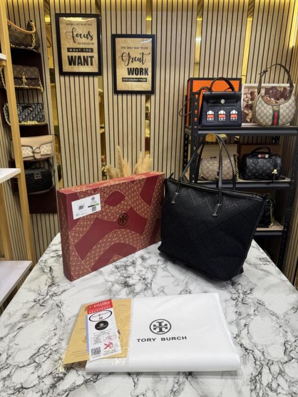 Tory Burc t monogram canvas tote with og box and dust bag with pouch (black)