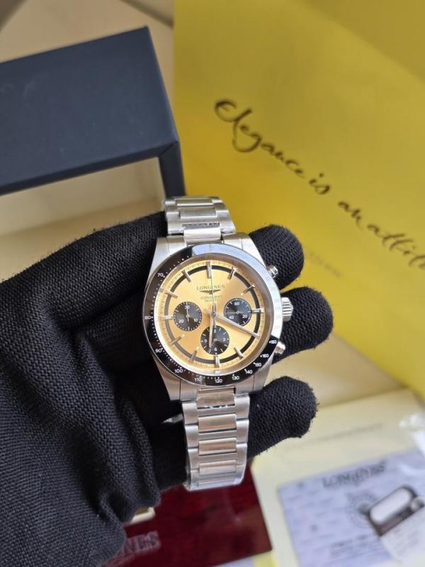 LONGINEESS CONQUEST QUARTZ CHRONOGRAPH WATCH HVY 8