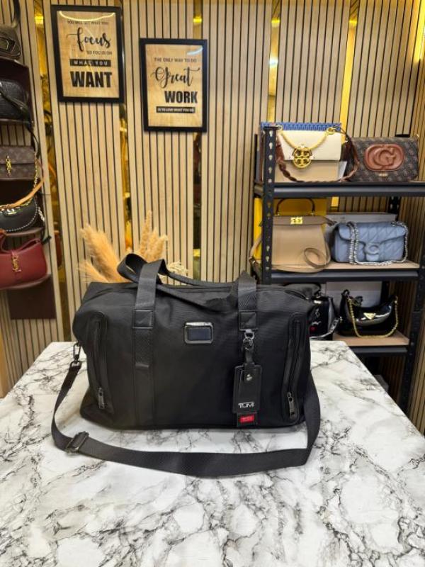 Tumi Alpha 3 Expedition Travel Duffle Bag (Black) (T95885)