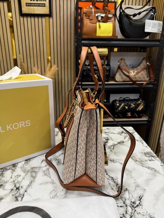 MICHAEL KOR PRORSUM HANDBAG WITH DUST BAG AND MAGNETIC BOX PREMIUM QUALITY (BIEGE BROWN)
