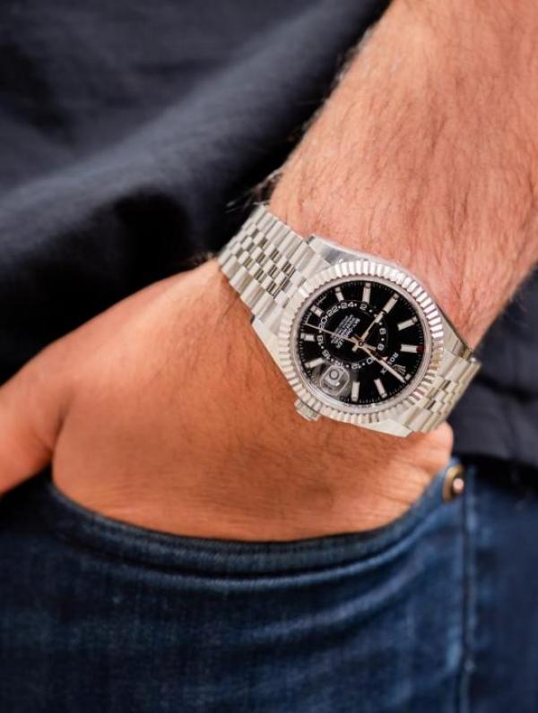 Role ex SKY DWELLER SWISS MOVEMENT WORKING LIKE AUTO 324