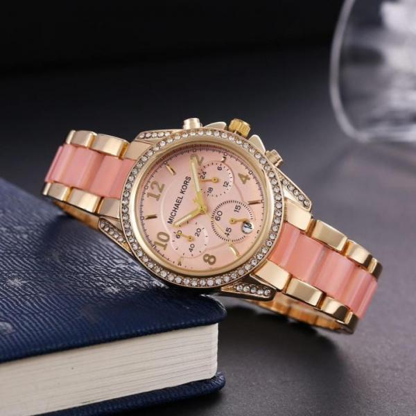 MICHAEL L KORS LADIE WATCH