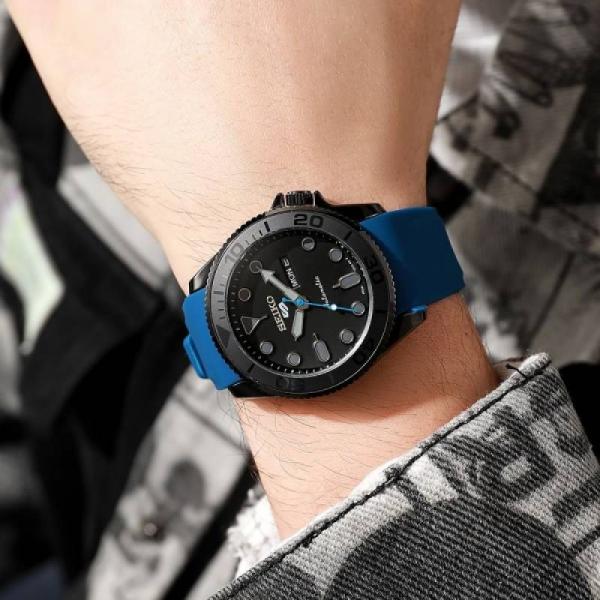 Seiko 5 Sports Quartz Premium watch