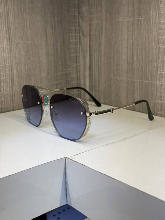 Gucc 5024 sunglass