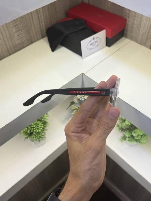Prad 6902 Sunglass (Ice Black)
