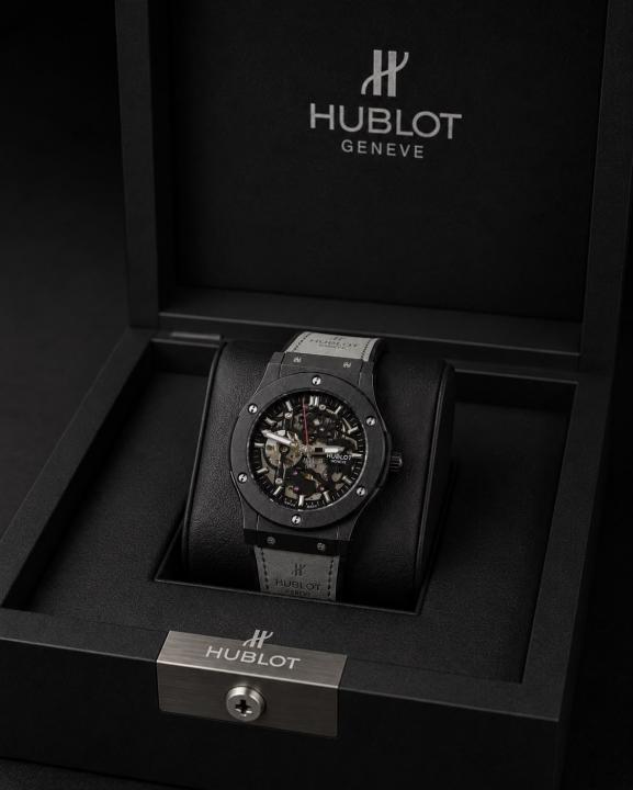 HUBLO T SKELETON AUTOMATIC BACK OPEN 740