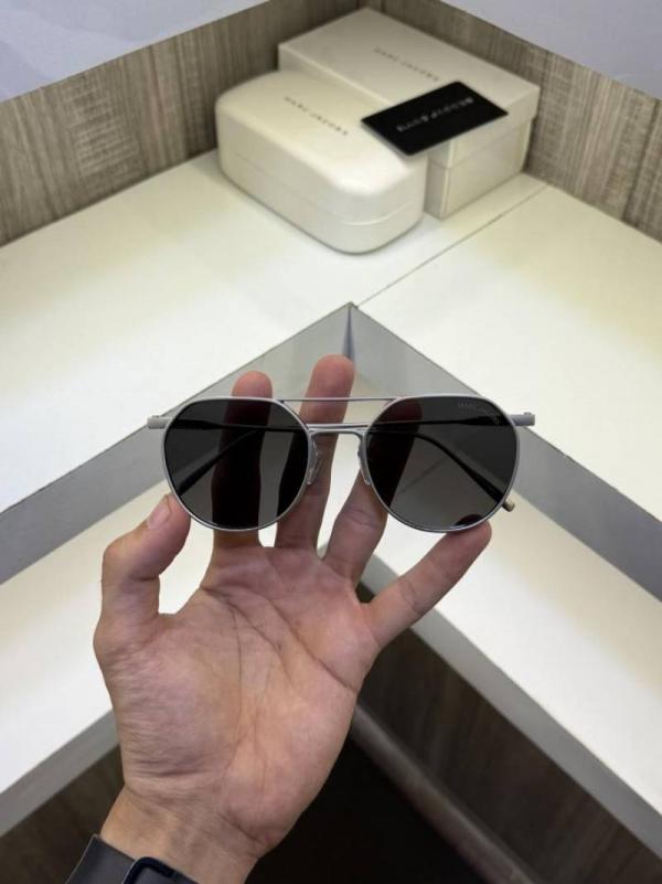 Marc Jacobs Silver Black 1300