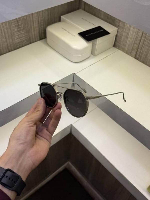 Marc Jacobs Silver Black 1300
