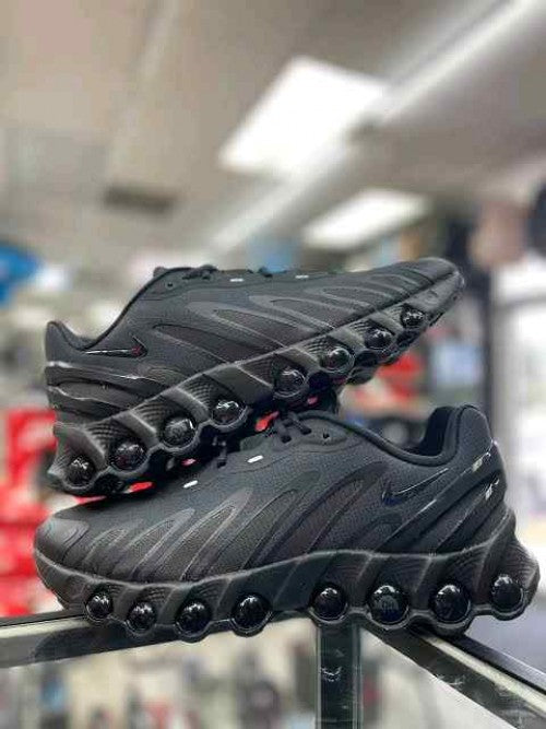 nikkee airmx DN ALL BLACK
