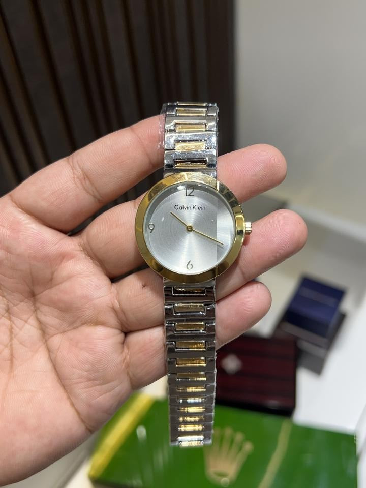 CALVIN KLEIIN WHITE DIAL PREMIUM WATCH FOR HER