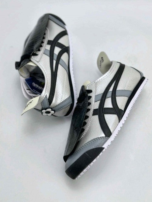 onitsukkaa tiger Mexico 66 Custom Black Grey for her
