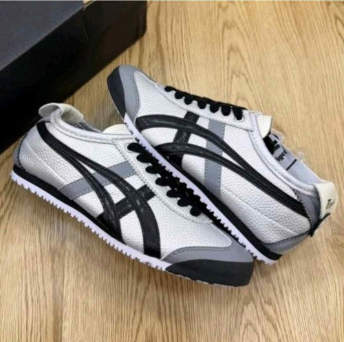 onitsukkaa tiger Mexico 66 Custom Black Grey for her