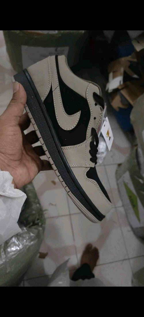 Air Jordan 1 Low SE Olive Grey Black