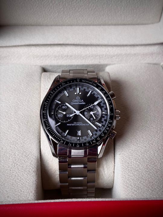Omegg_a Speedmaster Professional Moonwatch