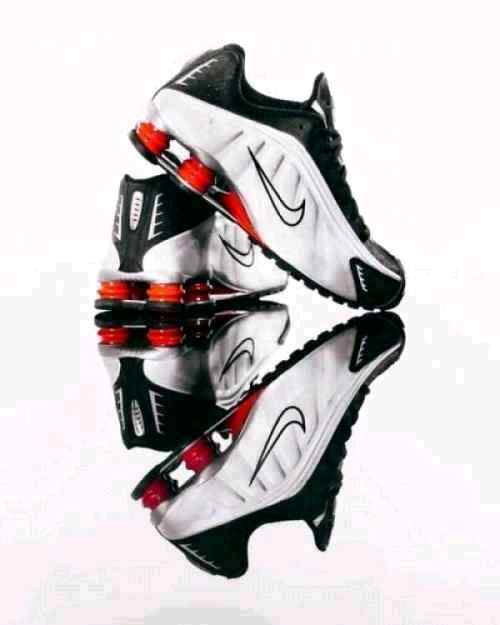 Nikkee Shox R4 Black Metallic Silver