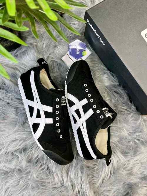 Onitsukkaa Tiger Slip On Black White fix