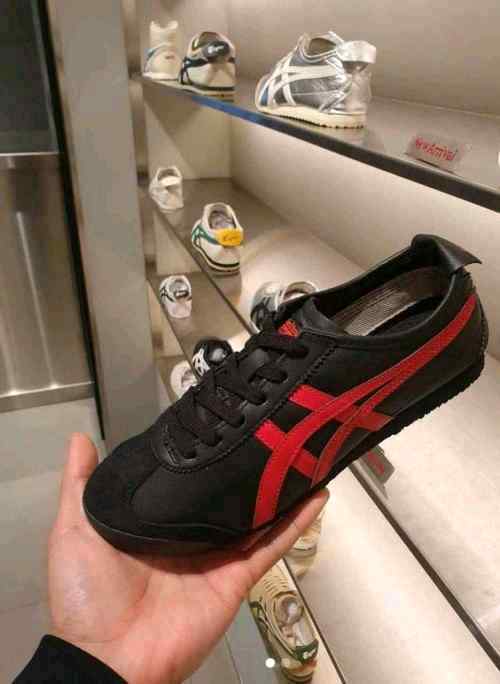 Onitsukkaa tiger Mexico 66 Black Classic Red