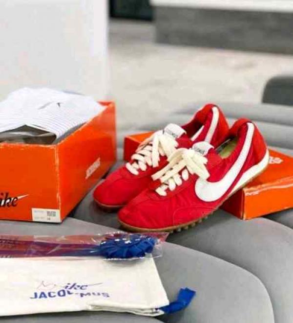 Nikkee Jacquemus Moon Shoe SP University Red With All Accessories 658