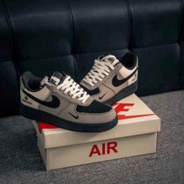 Airforce 1 Low X Undefeated 608