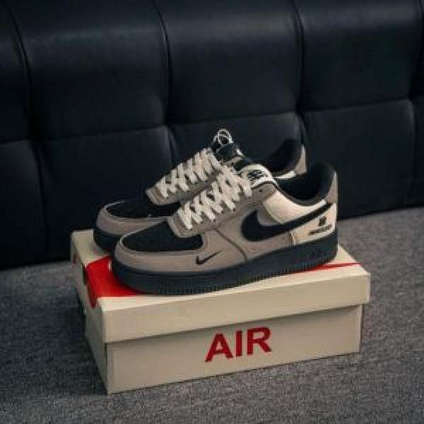 Airforce 1 Low X Undefeated 608