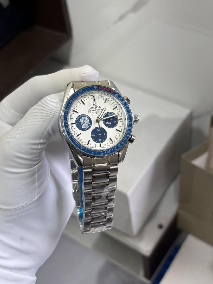 OMEGGA SNOOPY CHRONOGRAPH WORKING 801