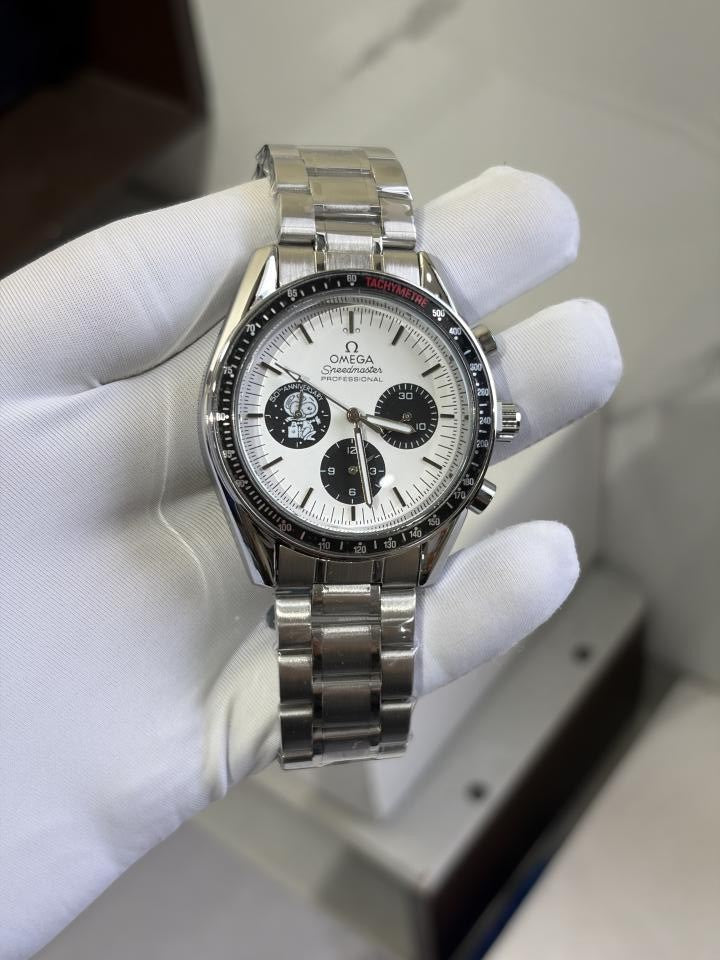 OMEGGA SNOOPY CHRONOGRAPH WORKING 805