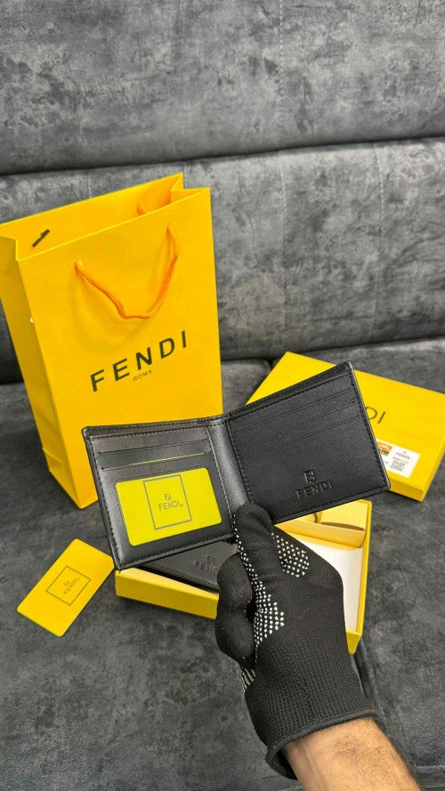 Fendd_i premium wallet combo wid og box & accessories