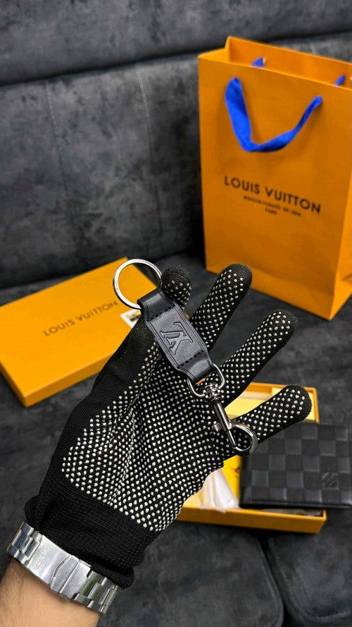 Louii_S Vuitton premium wallet combo wid og box & accessories