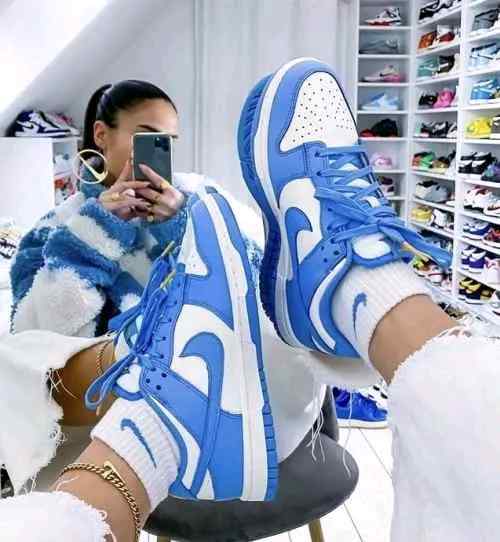 nikKee Sb Dunk Low Coast University Blue for her