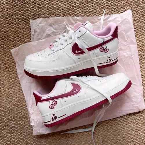 Nikkee Airforce 1 Low Valentines Day for her