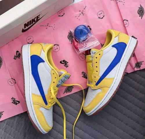 NIKkEE AIR JORDAN RETRO 1 LOW TRAVIS SCOTT CANARY