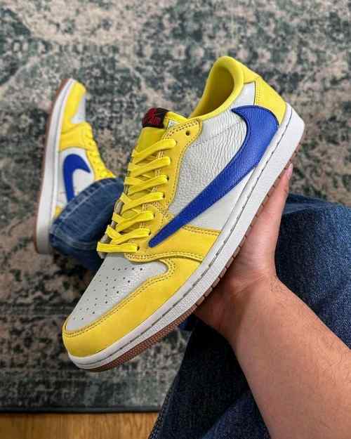 NIKkEE AIR JORDAN RETRO 1 LOW TRAVIS SCOTT CANARY