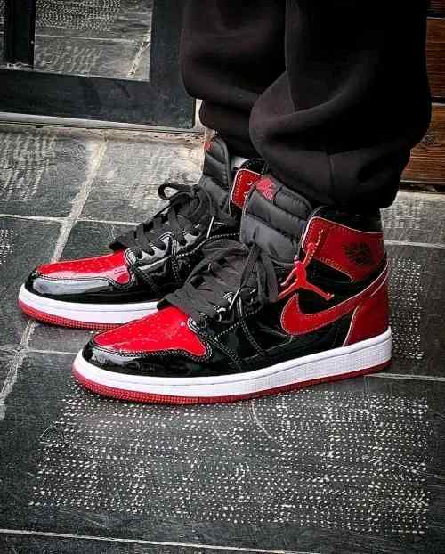 Jordan 1 Retro High OG Patent Bred semi ua