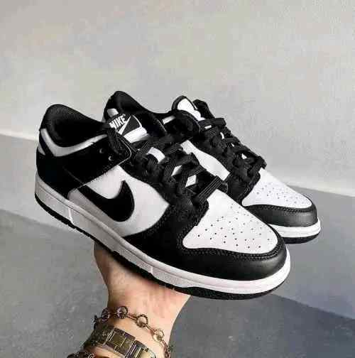 nikke sb dunk low panda for her fi-X