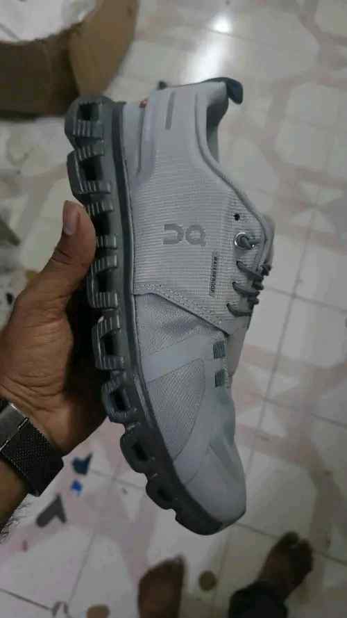 ON Cloud 6 Waterproof Alloy Wolf greyON Cloud 6 Waterproof Alloy Wolf grey