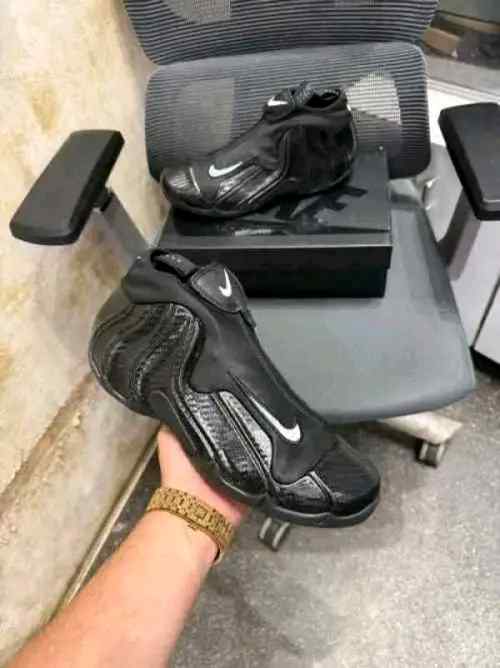NiKkee Air Flightposite Carbon Fiber