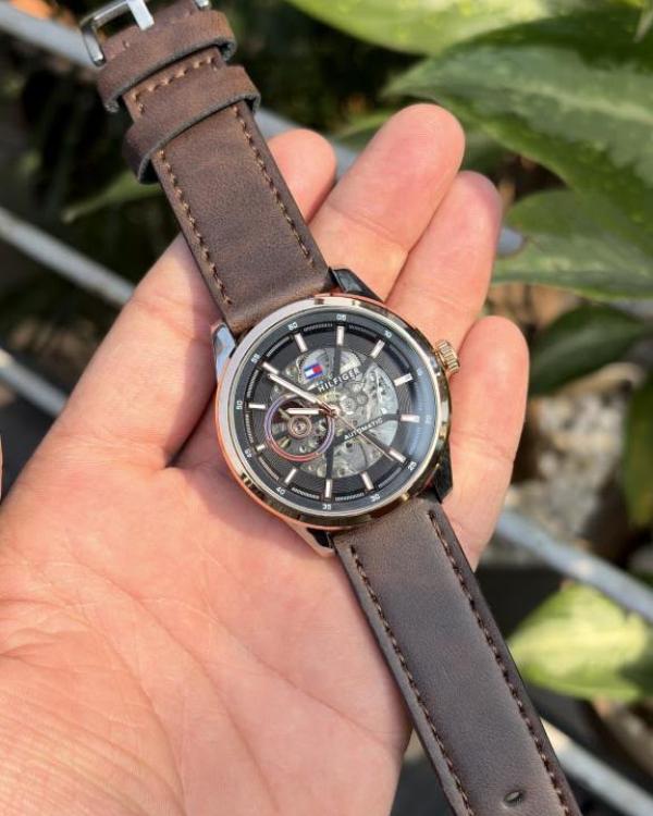 TOMMY HILFIGE AUTOMATIC SKELETON LEATHER BROWN ROSE 843