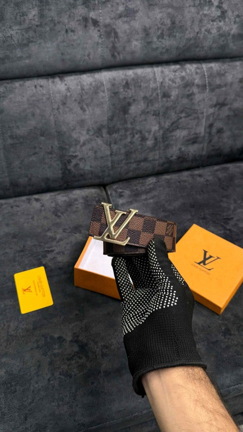 LOUIIS_VUITTON CHECKS GOLD BELT 142