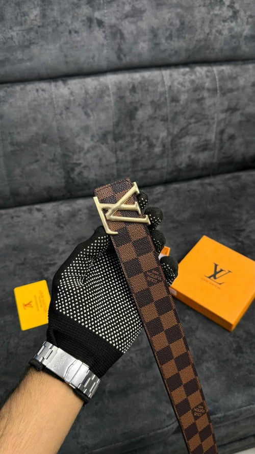 LOUIIS_VUITTON CHECKS GOLD BELT 142