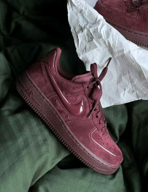 Nikk.e AirForce 1 Low Burgundy Crush