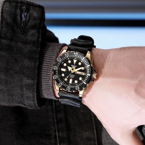 Seiko Diver Sports 5 Quartz Black Gold