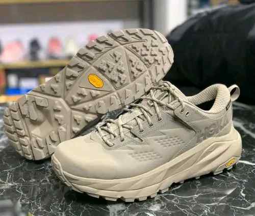 Hoka One Kaha Low Gore-Tex