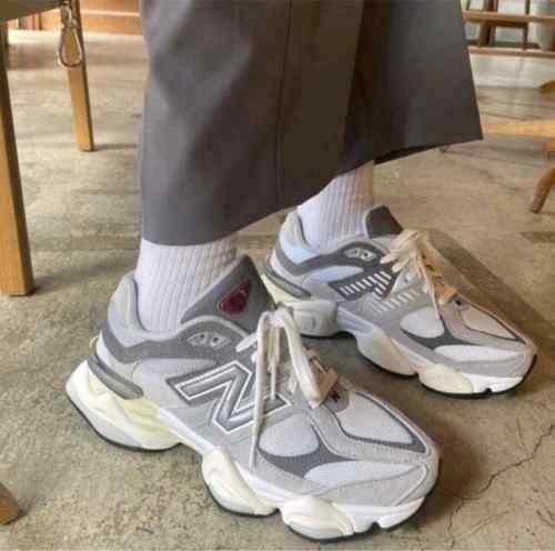 neww balancee 9060 Rain Cloud