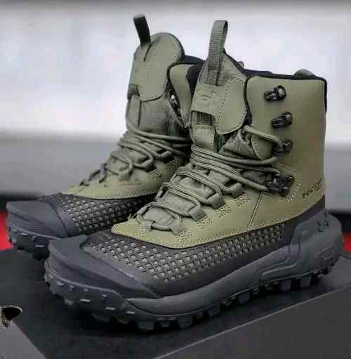 Underr Armourr Hovr Raider WP Olive Green Black