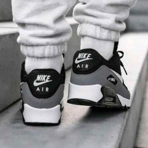 Nikkee AirMax 90 Essential Blackwhite